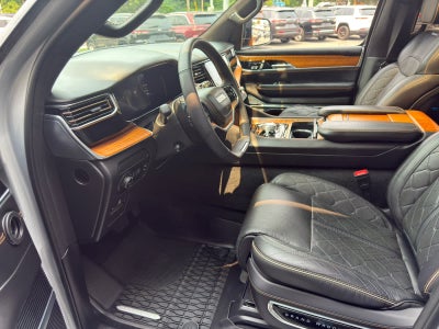 2023 Jeep Grand Wagoneer L Series III