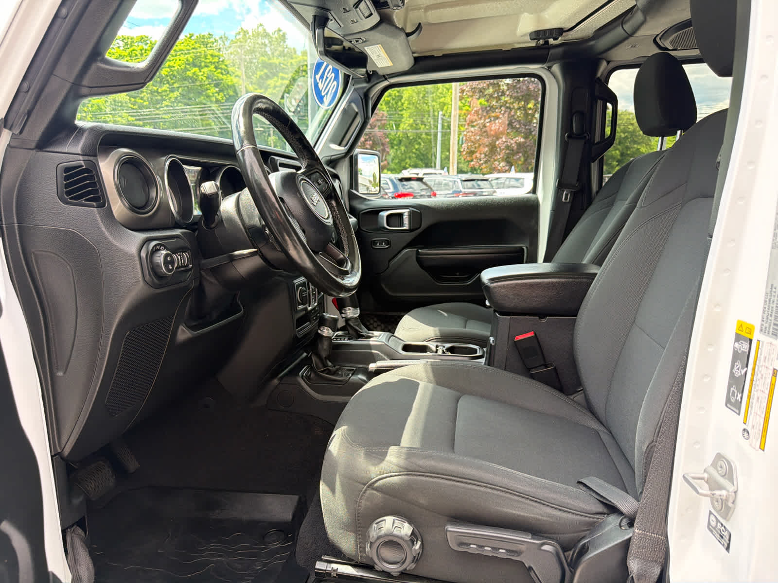 2021 Jeep Gladiator Willys