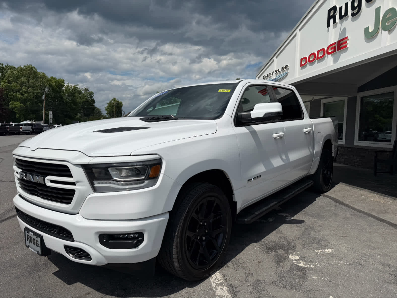 2023 RAM 1500 Laramie