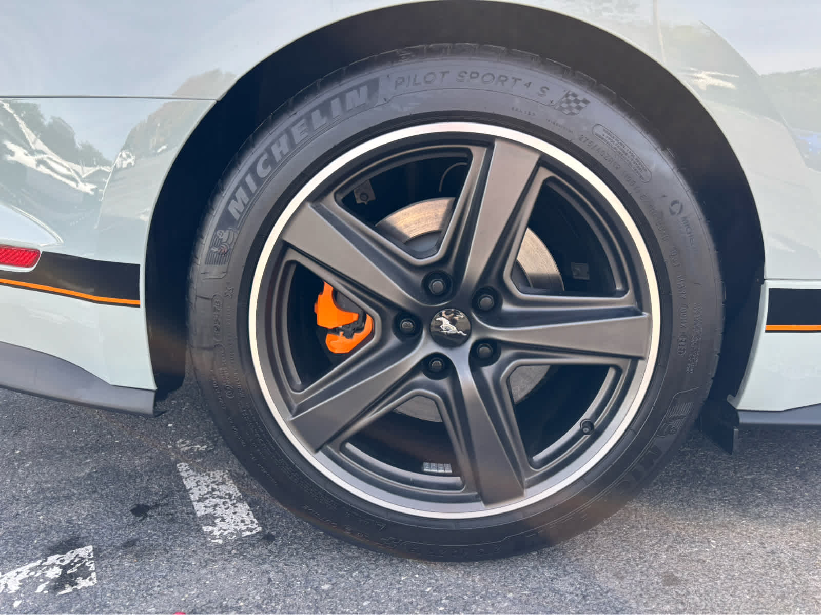 2022 Ford Mustang Mach 1