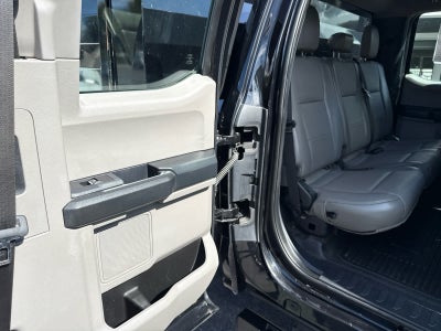 2022 Ford Super Duty F-350 DRW Chassis Cab XL