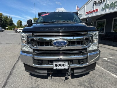 2022 Ford Super Duty F-350 DRW Chassis Cab XL