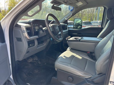2023 Ford Super Duty F-600 DRW XL