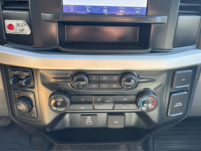 2023 Ford Super Duty F-600 DRW XL