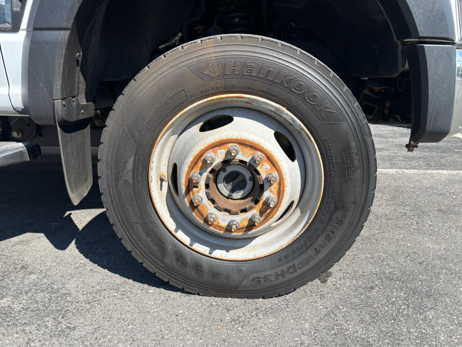 2023 Ford Super Duty F-600 DRW XL