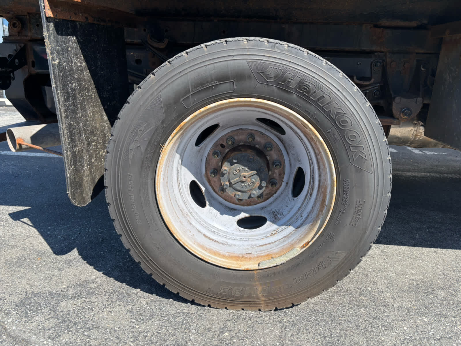 2023 Ford Super Duty F-600 DRW XL
