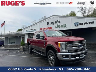 2017 Ford Super Duty F-350 SRW Pickup Lariat