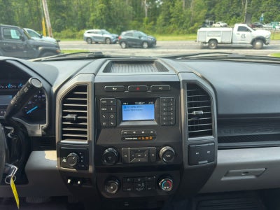 2022 Ford Super Duty F-350 SRW Pickup XL