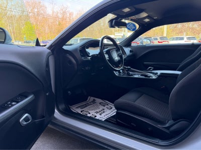 2021 Dodge Challenger SXT