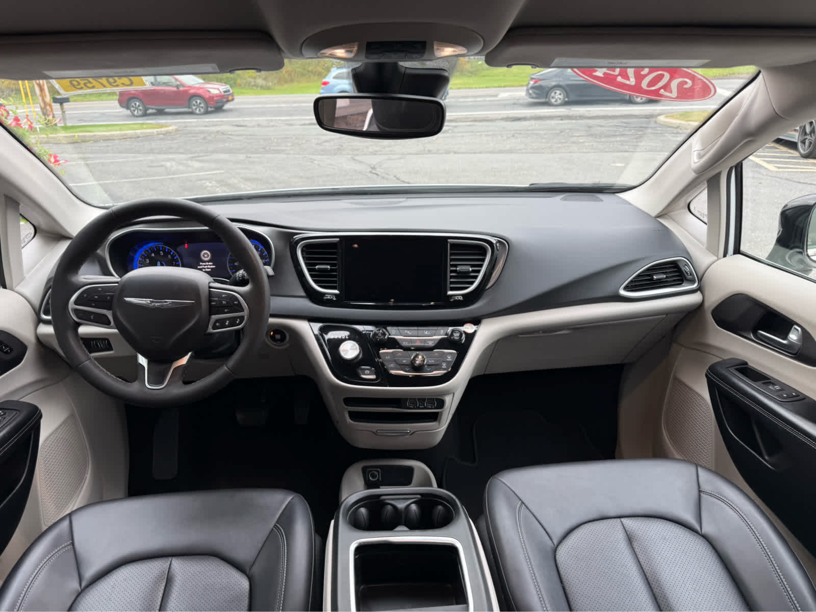 2024 Chrysler Pacifica Touring L