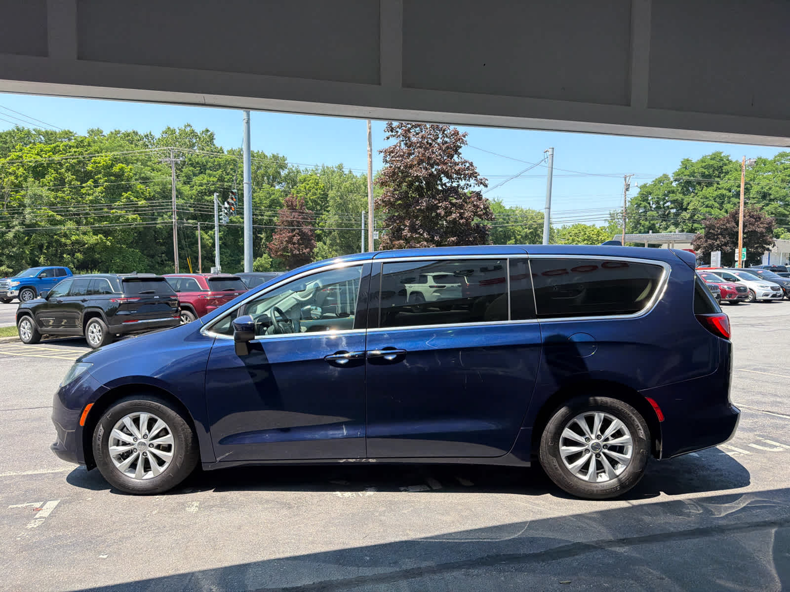 2017 Chrysler Pacifica Touring