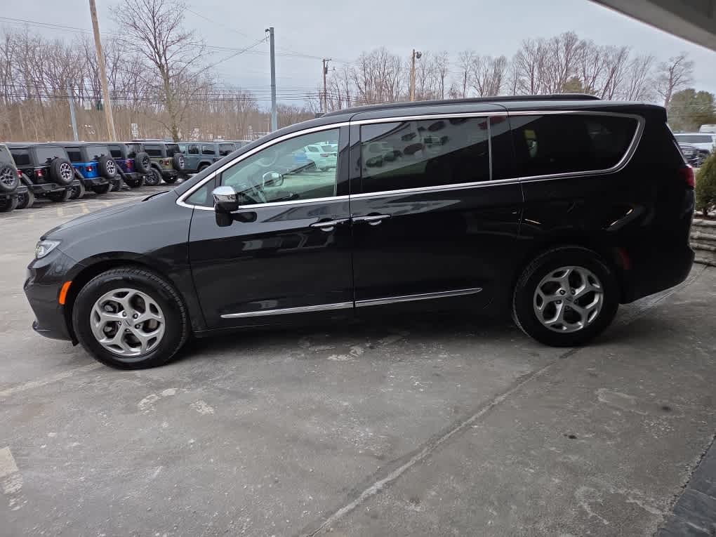 2023 Chrysler Pacifica Limited