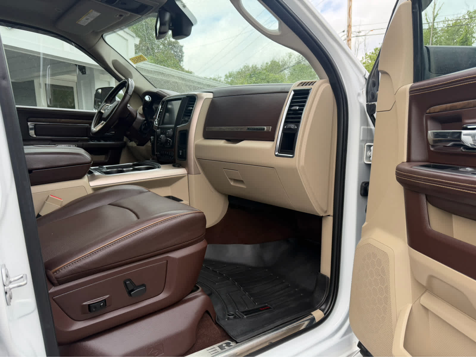 2017 RAM 3500 Laramie Longhorn