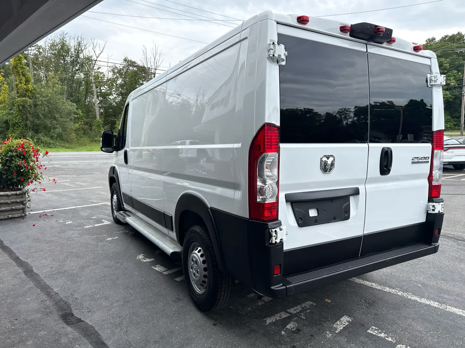 2025 RAM ProMaster Cargo Van Tradesman