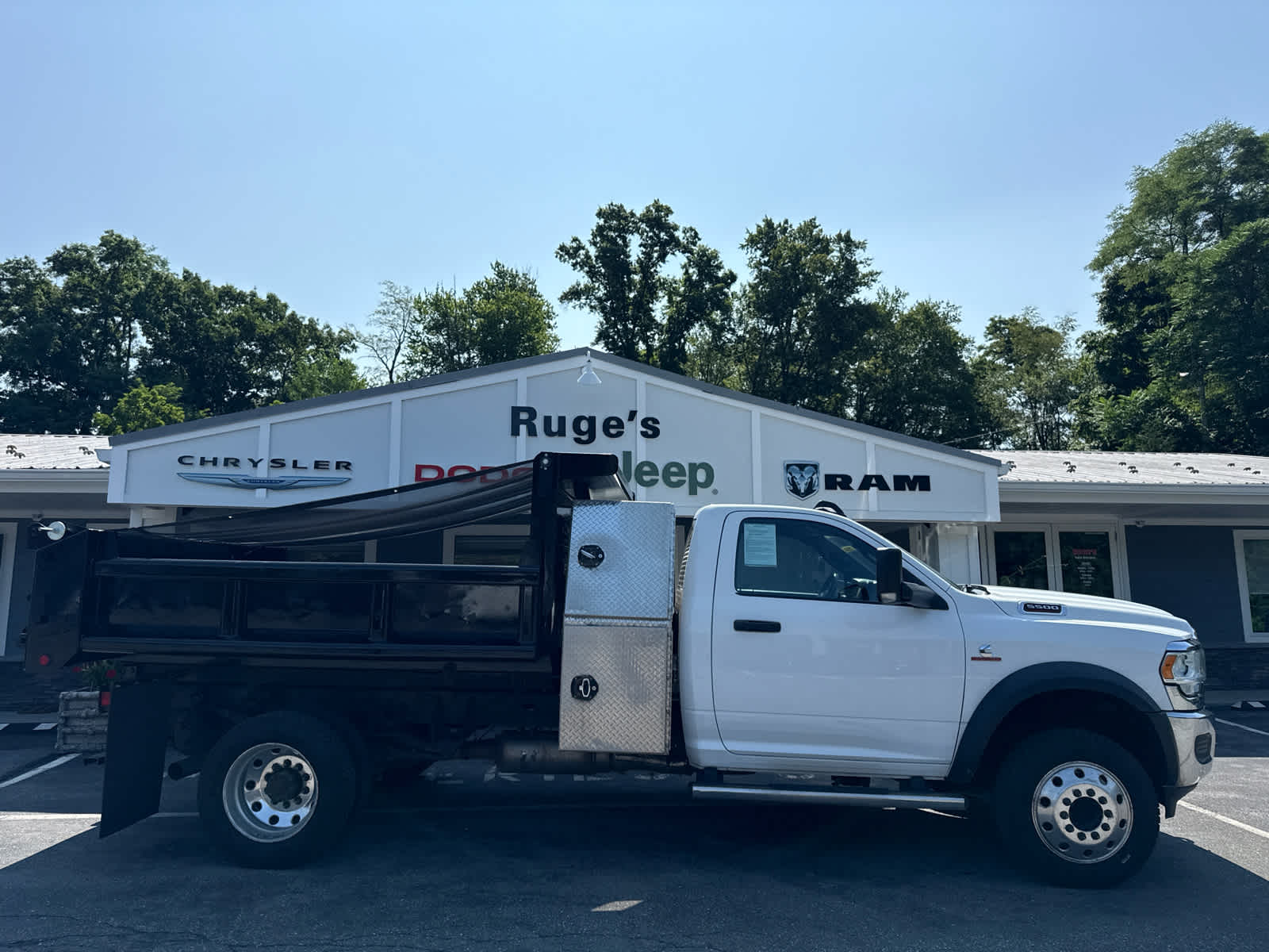 2022 RAM 5500 Chassis Cab Tradesman