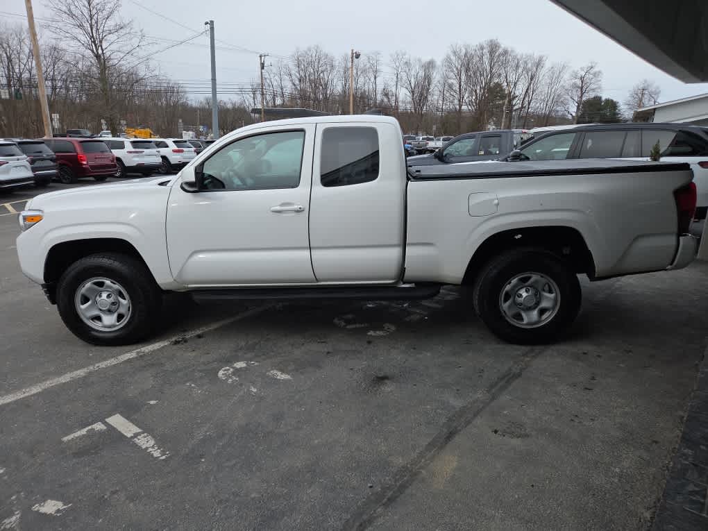 2022 Toyota Tacoma SR