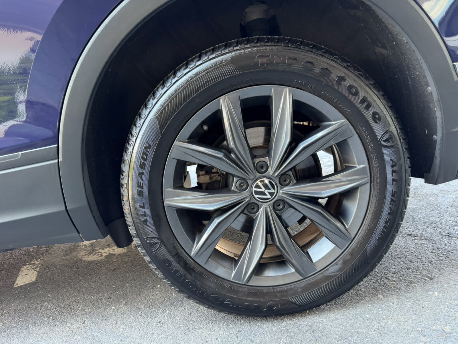 2023 Volkswagen Tiguan SE