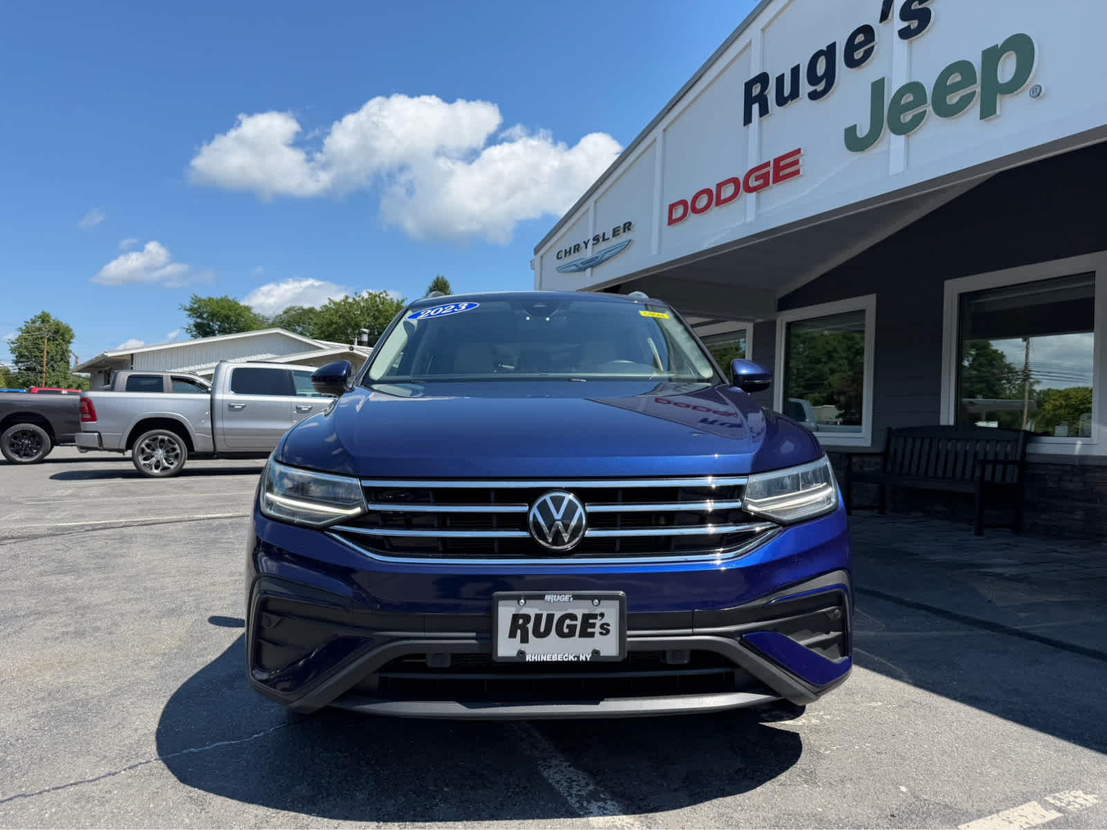 2023 Volkswagen Tiguan SE