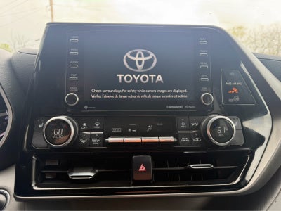 2022 Toyota Highlander XLE