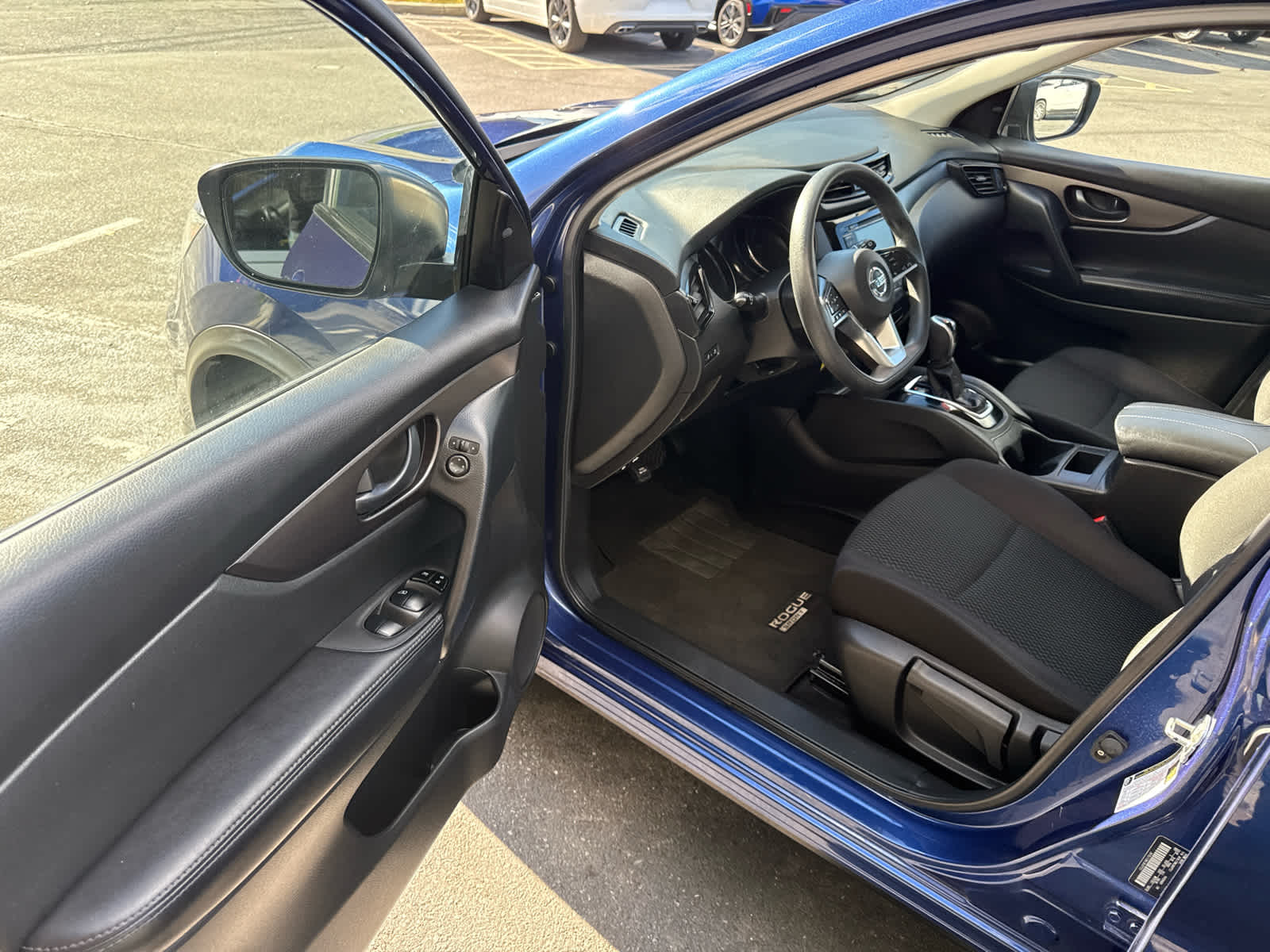 2020 Nissan Rogue Sport S
