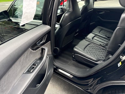 2023 Audi SQ7 Premium Plus