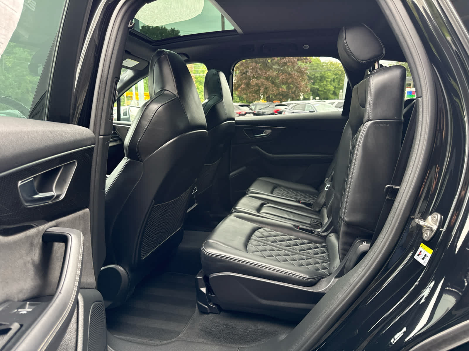 2023 Audi SQ7 Premium Plus