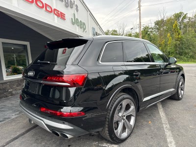 2023 Audi SQ7 Premium Plus