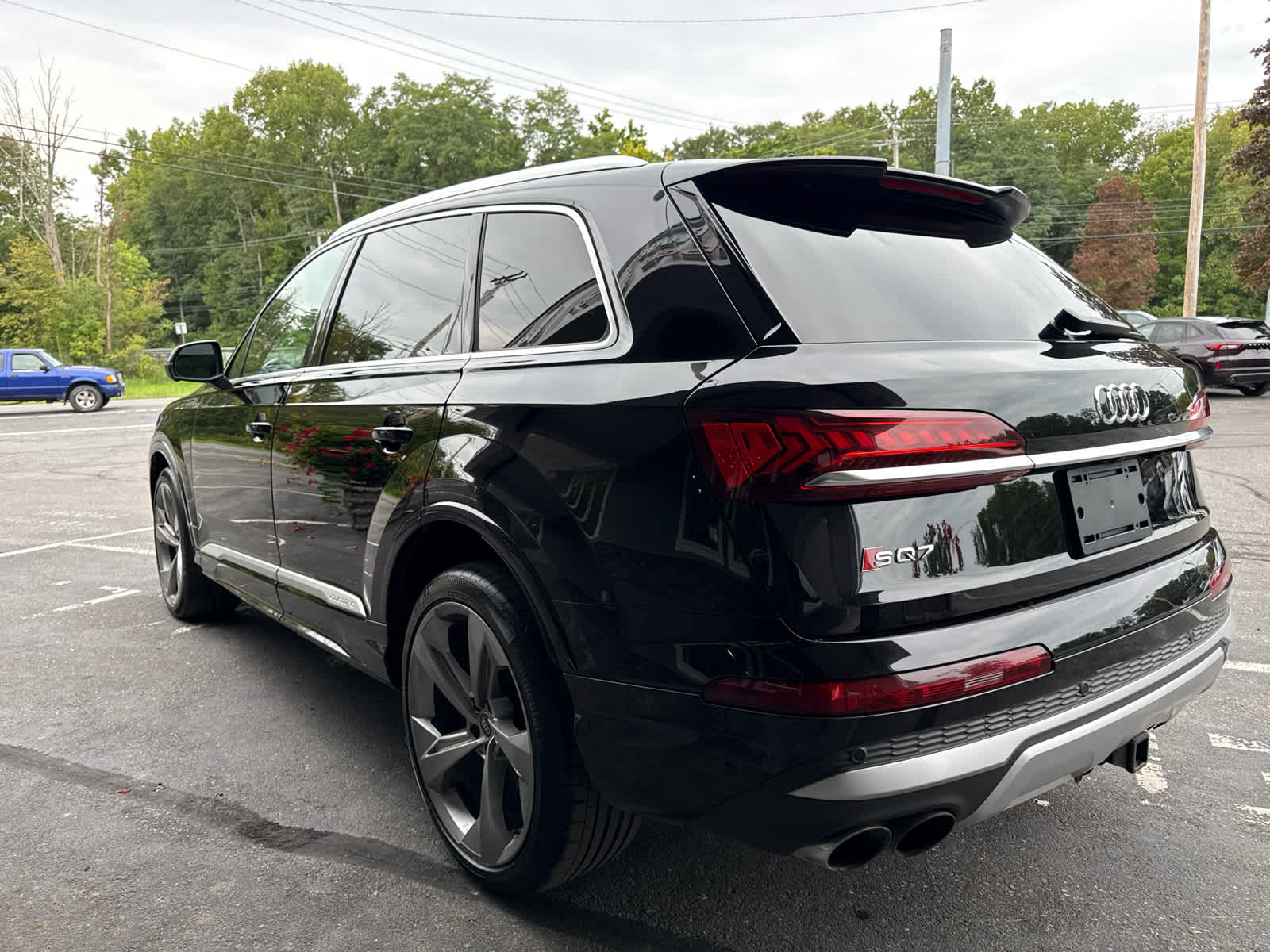 2023 Audi SQ7 Premium Plus