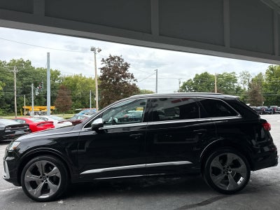 2023 Audi SQ7 Premium Plus