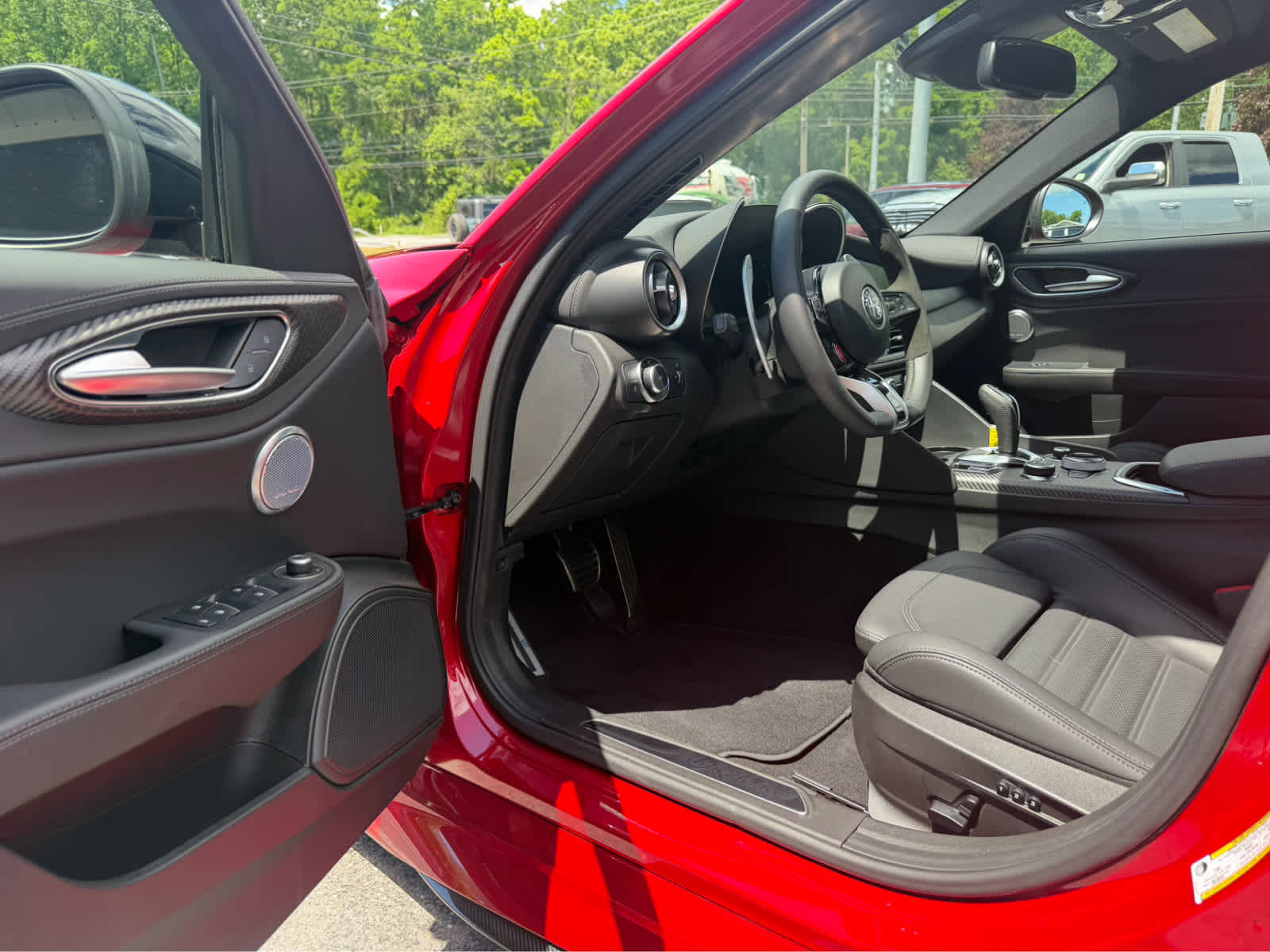 2024 Alfa Romeo Giulia Quadrifoglio