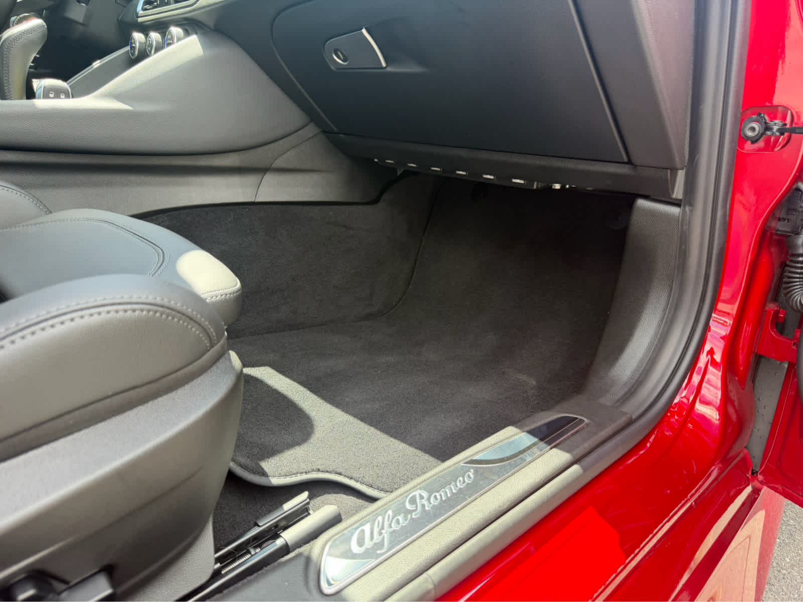 2024 Alfa Romeo Giulia Quadrifoglio