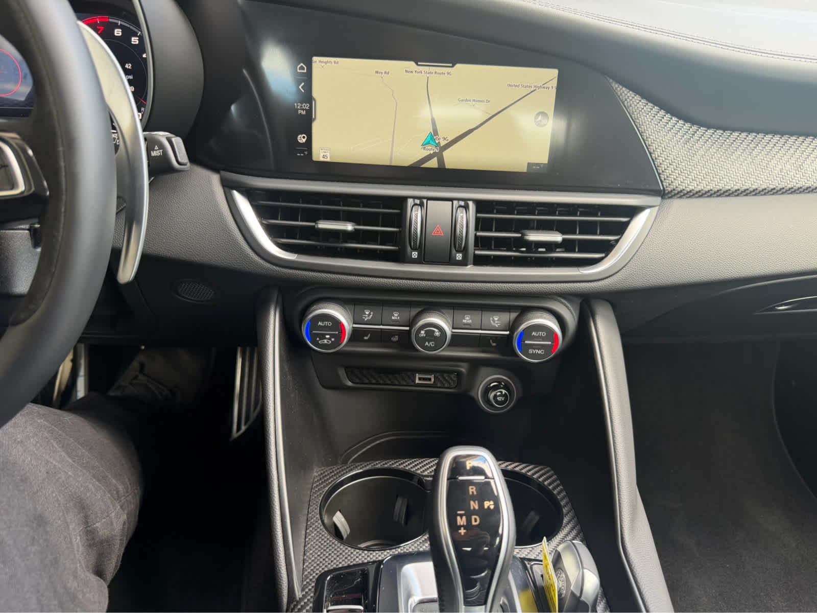 2024 Alfa Romeo Giulia Quadrifoglio