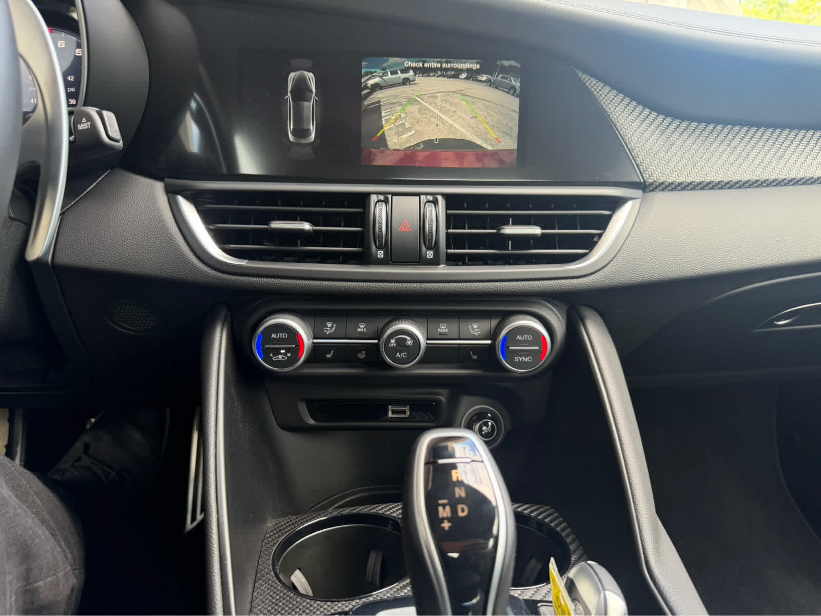 2024 Alfa Romeo Giulia Quadrifoglio