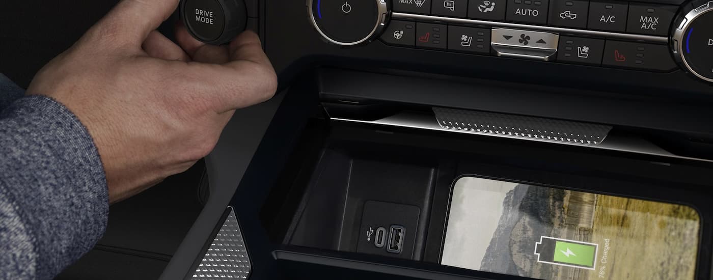 Charging section and knobs in a 2025 Ford F-250